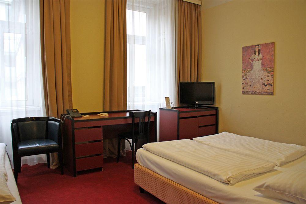 Hotel Fuerst Metternich Виена Екстериор снимка