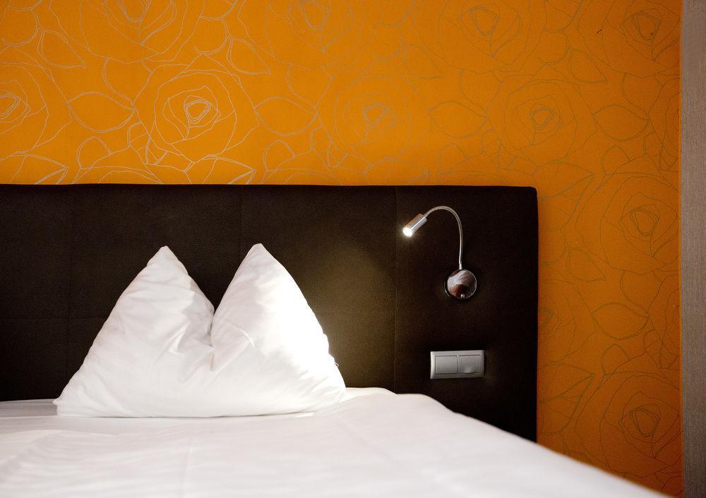 Hotel Fuerst Metternich Виена Екстериор снимка