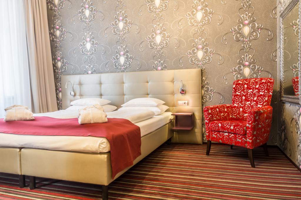 Hotel Fuerst Metternich Виена Екстериор снимка