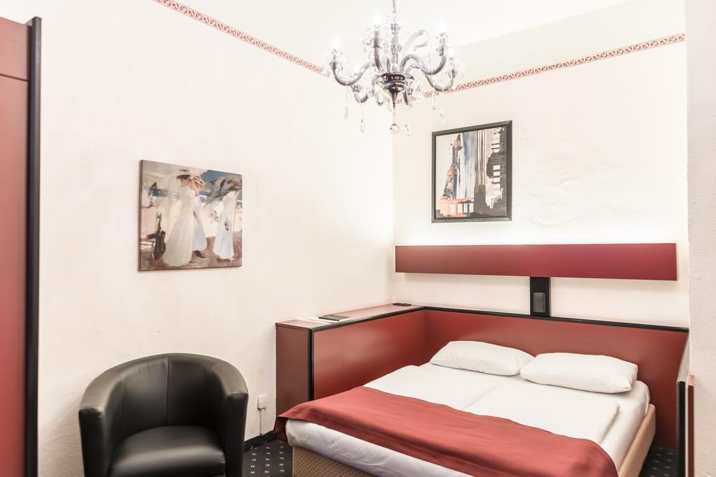 Hotel Fuerst Metternich Виена Екстериор снимка