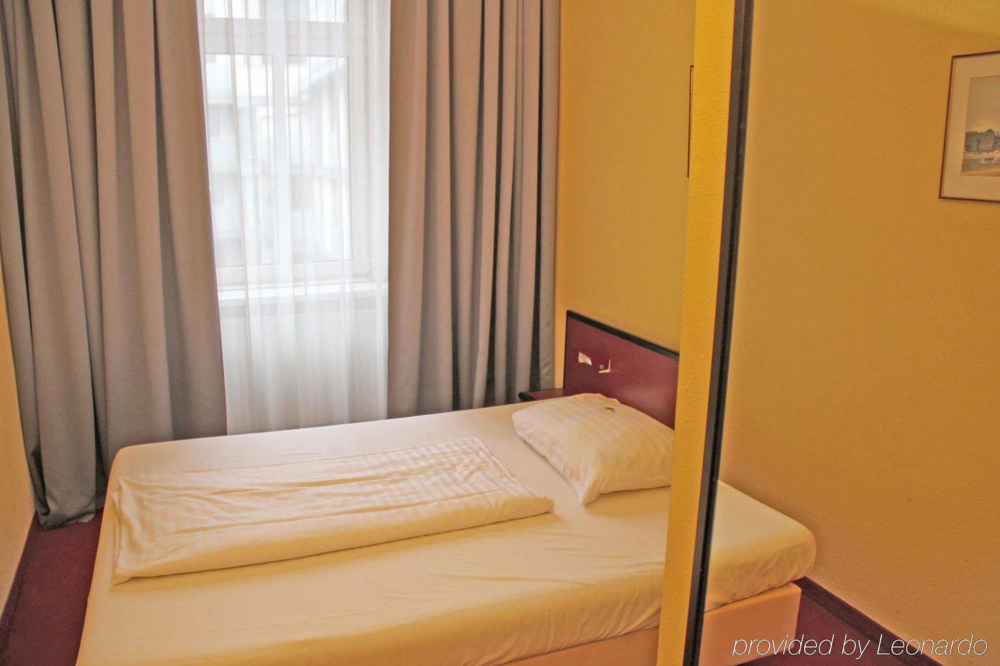 Hotel Fuerst Metternich Виена Екстериор снимка